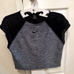 Nike Dri-Fit Crop Top
